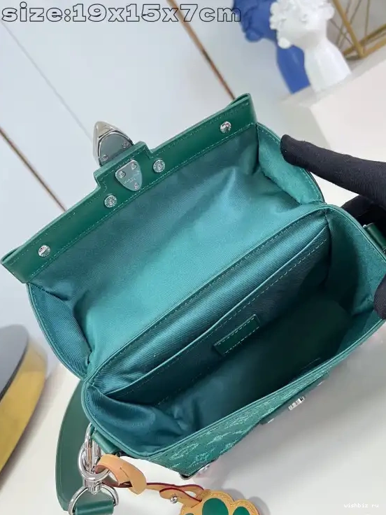 WIS Trunk-19*15*7CM LOUIS VUITTON Soul 0427